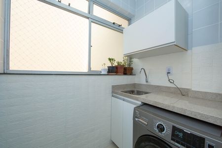 Apartamento à venda com 90m², 3 quartos e 1 vaga Apartamento à venda com 90m², 3 quartos e 1 vagaÁrea de serviço