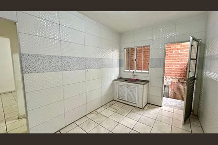 Cozinha de casa para alugar com 1 quarto, 49m² em Vila Marilda, Guarulhos
