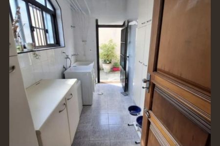 Casa à venda com 289m², 4 quartos e 5 vagas