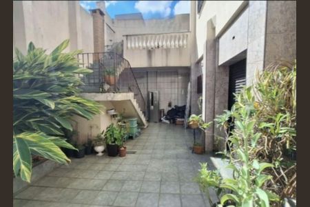 Casa à venda com 289m², 4 quartos e 5 vagas