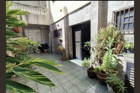 Casa à venda com 289m², 4 quartos e 5 vagas