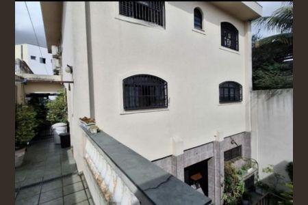 Casa à venda com 289m², 4 quartos e 5 vagas