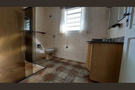 Casa à venda com 180m², 3 quartos e 5 vagas