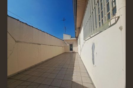 Casa à venda com 120m², 3 quartos e 3 vagas