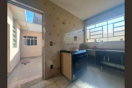 Casa à venda com 3 quartos, 120m² em Jardim Vila Formosa, São Paulo