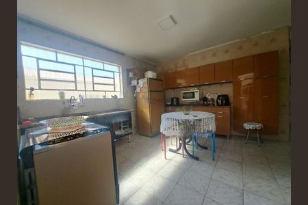 Casa à venda com 120m², 3 quartos e 3 vagas