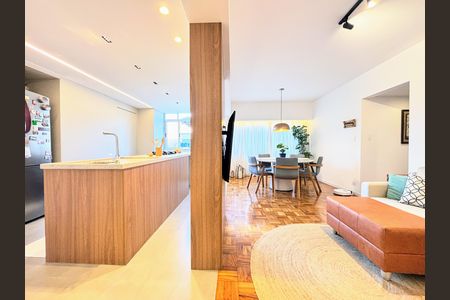 Apartamento à venda com 80m², 2 quartos e 1 vaga Apartamento à venda com 80m², 2 quartos e 1 vagaSala