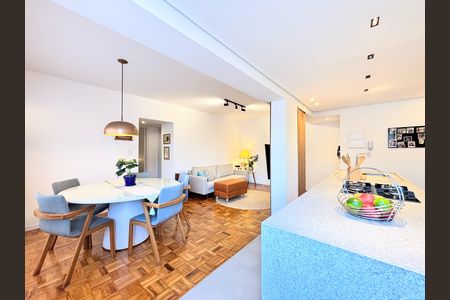 Apartamento à venda com 80m², 2 quartos e 1 vaga Apartamento à venda com 80m², 2 quartos e 1 vagaSala