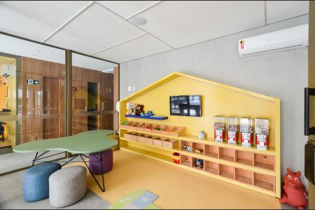 Apartamento à venda com 132m², 2 quartos e 2 vagas Apartamento à venda com 132m², 2 quartos e 2 vagasÁrea comum - Playground