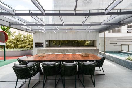 Apartamento à venda com 132m², 2 quartos e 2 vagas Apartamento à venda com 132m², 2 quartos e 2 vagasÁrea comum - Churrasqueira