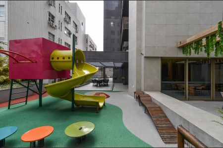 Apartamento à venda com 132m², 2 quartos e 2 vagas Apartamento à venda com 132m², 2 quartos e 2 vagasÁrea comum - Playground