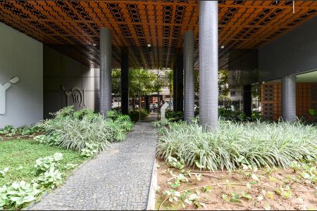 Apartamento à venda com 132m², 2 quartos e 2 vagas Apartamento à venda com 132m², 2 quartos e 2 vagasEntrada