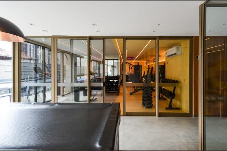 Apartamento à venda com 132m², 2 quartos e 2 vagas Apartamento à venda com 132m², 2 quartos e 2 vagasÁrea comum - Academia