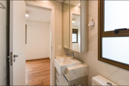 Apartamento à venda com 132m², 2 quartos e 2 vagas Apartamento à venda com 132m², 2 quartos e 2 vagasBanheiro Suíte