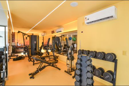 Apartamento à venda com 132m², 2 quartos e 2 vagas Apartamento à venda com 132m², 2 quartos e 2 vagasÁrea comum - Academia