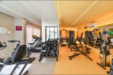 Apartamento à venda com 132m², 2 quartos e 2 vagas Apartamento à venda com 132m², 2 quartos e 2 vagasÁrea comum - Academia
