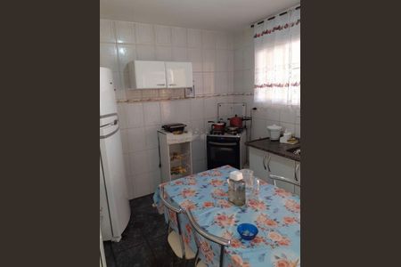 Casa à venda com 2 quartos, 59m² em Jardim Guaianazes, São Paulo