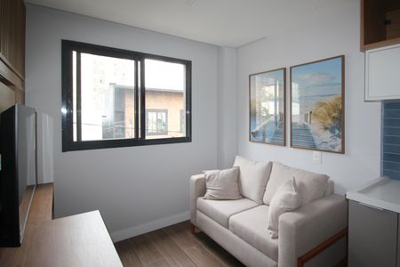 Studio para alugar com 27m², 1 quarto e sem vaga Studio para alugar com 27m², 1 quarto e sem vagaSala