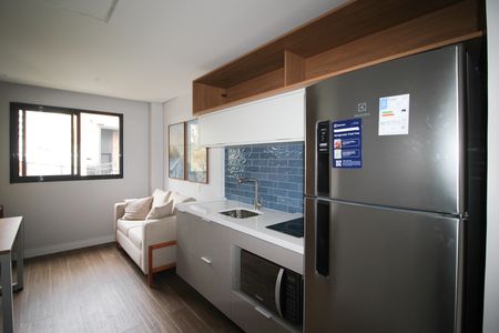 Studio para alugar com 27m², 1 quarto e sem vaga Studio para alugar com 27m², 1 quarto e sem vagaCozinha