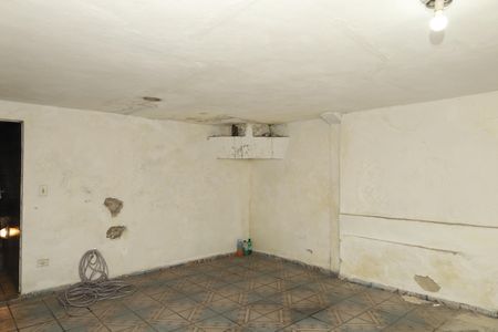 Casa à venda com 148m², 2 quartos e 2 vagasGaragem