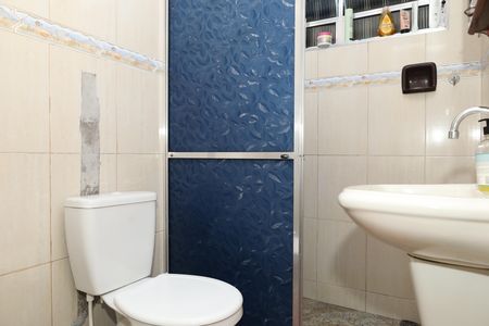 Casa à venda com 148m², 2 quartos e 2 vagasBanheiro 2