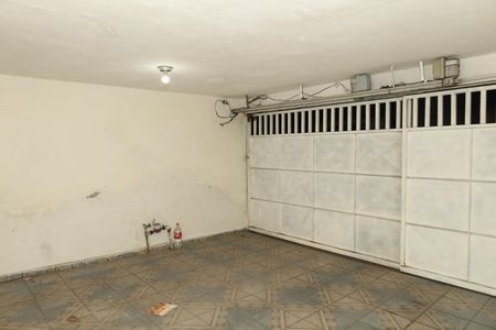 Casa à venda com 148m², 2 quartos e 2 vagasGaragem