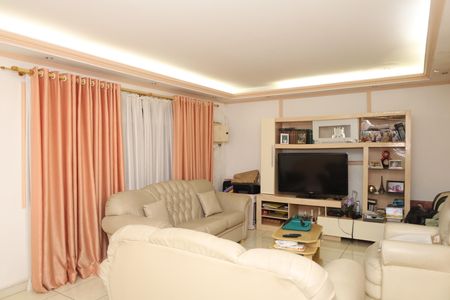 Sala de casa à venda com 2 quartos, 148m² em Vila Aurea, São Paulo