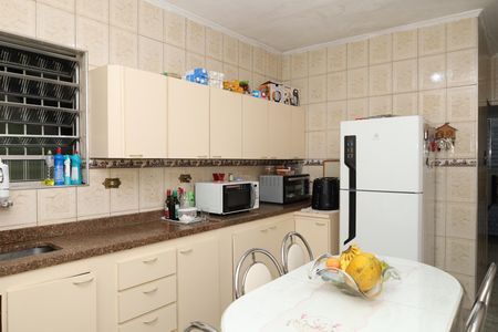 Casa à venda com 148m², 2 quartos e 2 vagasCozinha