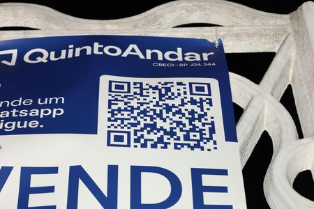 Casa à venda com 148m², 2 quartos e 2 vagasPlaca instalada na fachada do imóvel - Código da placa: WYNY-1465