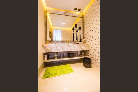 Casa de condomínio à venda com 1000m², 5 quartos e 7 vagas Casa de condomínio à venda com 1000m², 5 quartos e 7 vagasLavabo