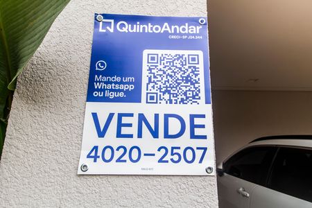 Casa de condomínio à venda com 1000m², 5 quartos e 7 vagas Casa de condomínio à venda com 1000m², 5 quartos e 7 vagasVista da Rua