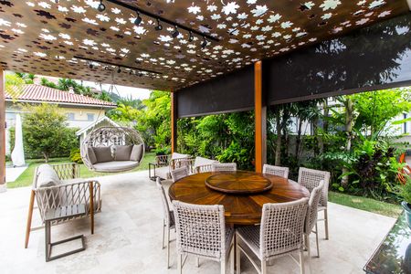 Casa de condomínio à venda com 1000m², 5 quartos e 7 vagas Casa de condomínio à venda com 1000m², 5 quartos e 7 vagasÁrea gourmet
