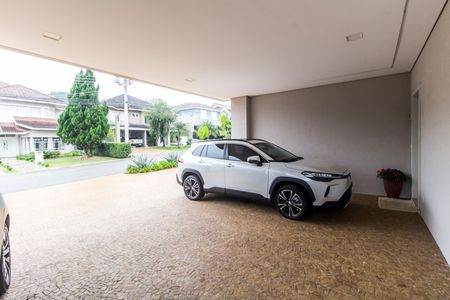 Casa de condomínio à venda com 1000m², 5 quartos e 7 vagas Casa de condomínio à venda com 1000m², 5 quartos e 7 vagasGaragem
