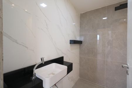 Apartamento à venda com 54m², 3 quartos e 1 vaga Apartamento à venda com 54m², 3 quartos e 1 vagaBanheiro