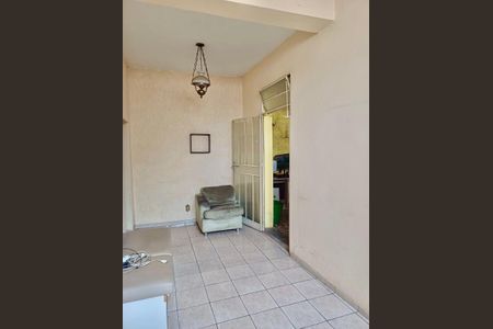 Casa à venda com 5 quartos, 200m² em Sagrada Família, Belo Horizonte