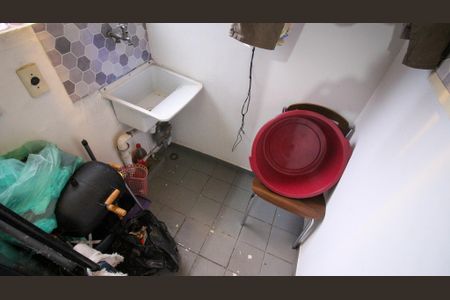 Apartamento à venda com 48m², 2 quartos e 1 vaga Apartamento à venda com 48m², 2 quartos e 1 vagaÁrea de serviço