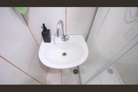 Apartamento à venda com 48m², 2 quartos e 1 vaga Apartamento à venda com 48m², 2 quartos e 1 vagaBanheiro