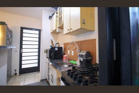Apartamento à venda com 48m², 2 quartos e 1 vaga Apartamento à venda com 48m², 2 quartos e 1 vagaCozinha