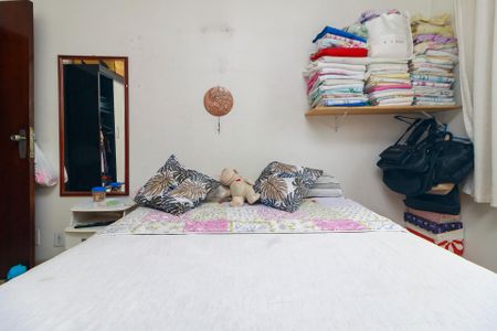 Casa à venda com 216m², 3 quartos e 5 vagas Casa à venda com 216m², 3 quartos e 5 vagasQuarto 3