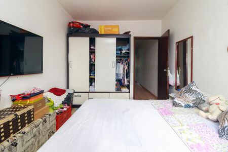 Casa à venda com 216m², 3 quartos e 5 vagas Casa à venda com 216m², 3 quartos e 5 vagasQuarto 3