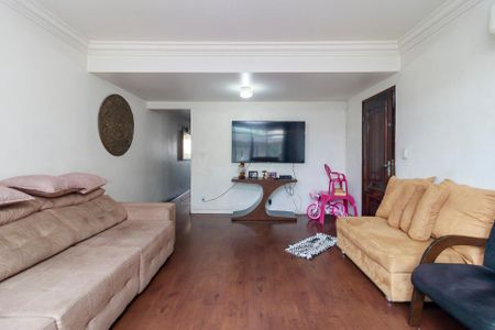 Casa à venda com 216m², 3 quartos e 5 vagas Casa à venda com 216m², 3 quartos e 5 vagasSala