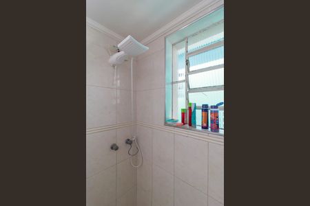 Casa à venda com 216m², 3 quartos e 5 vagas Casa à venda com 216m², 3 quartos e 5 vagasBanheiro 2