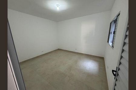 Quarto de casa para alugar com 2 quartos, 100m² em Vila Fidalgo, São Paulo