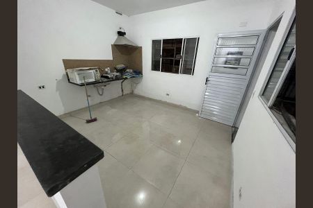 Cozinha de casa para alugar com 2 quartos, 100m² em Vila Fidalgo, São Paulo