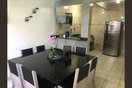 Casa à venda com 3 quartos, 125m² em Parque Ramos Freitas, São Paulo