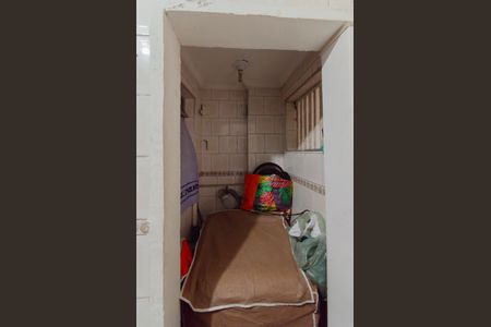 Apartamento para alugar com 50m², 2 quartos e sem vaga Apartamento para alugar com 50m², 2 quartos e sem vagaCozinha e Área de Serviço