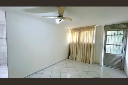 Sala de apartamento para alugar com 3 quartos, 63m² em Parque Cecap, Guarulhos