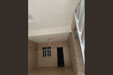 Casa de condomínio à venda com 103m², 3 quartos e sem vaga