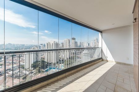 Apartamento à venda com 190m², 2 quartos e 3 vagas Apartamento à venda com 190m², 2 quartos e 3 vagasVaranda - Piscina