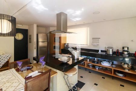 Apartamento à venda com 190m², 2 quartos e 3 vagas Apartamento à venda com 190m², 2 quartos e 3 vagasArea Comum